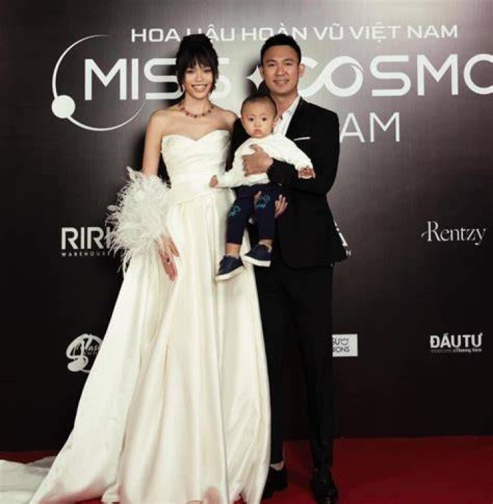 Mau Thuy - Age, Family, Bio