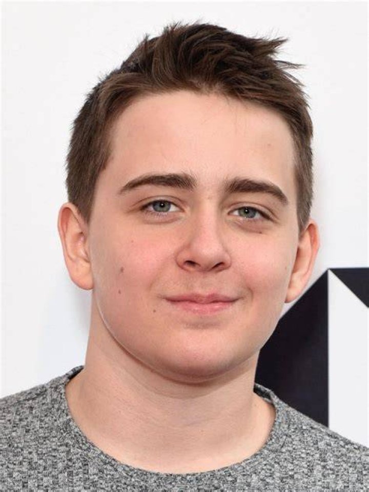 Sam McCarthy (TV Actor) - Age, Family, Bio